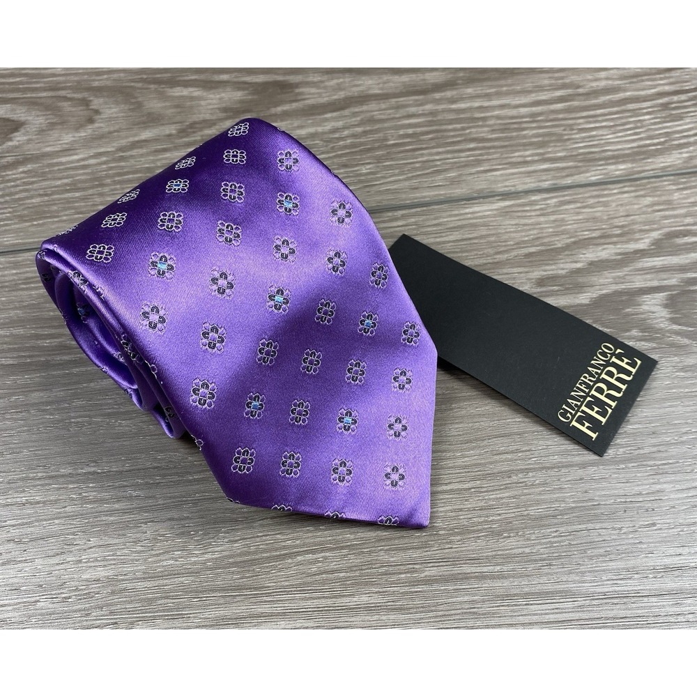 Gianfranco Ferre‎ Men's 100% Silk Geometric Pattern Neck Tie Purple New